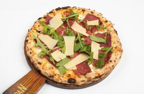 Black Pan Restaurant Pizza A Marrakech BRESAOLA